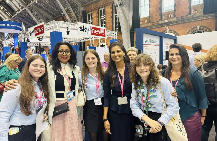 With the panellists and the Girl Guiding Advocates 